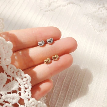Gümüş Kaplama Kalp Küpe Kadın 2022 Yeni Moda Küpe Kore Mizaç Mini Basit Kulak Çıtçıt Sarmal Tragus Küçük Piercing