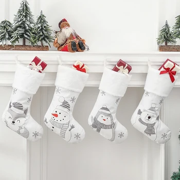 Noel Kardan Adam Tilki Çorap Noel Süsler Beyaz Peluş şeker Çorap hediye keseleri Noel Ağacı şömine dekorasyonu
