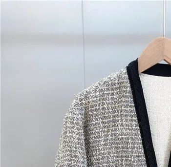 Sonbahar Kış kadın V Yaka Ceket Metal Düğmeler Uzun Kollu Cepler 2021 Yeni Kadın Giyim Bayan Mont